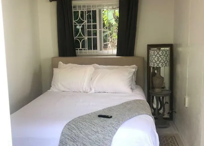 Mae Pensión Ocho Ríos